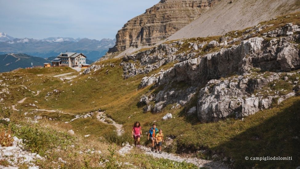 rifugiograffer brentadolomites huttohut trentino alps italy campigliodolomiti modica federicosmaller