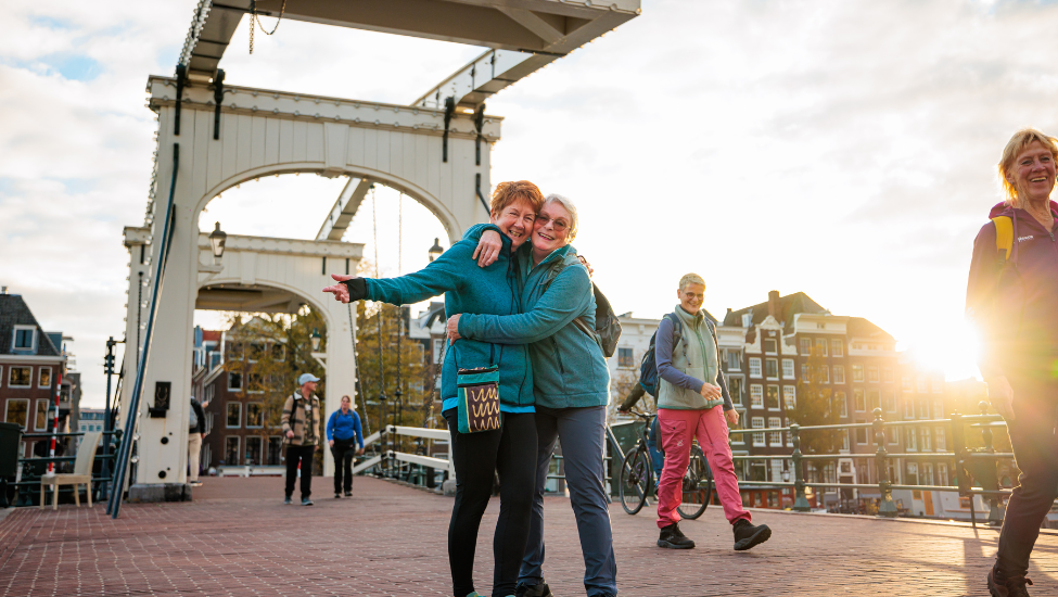 Route langs de Amstel en de Magere Brug tijdens de Amsterdam City Walk